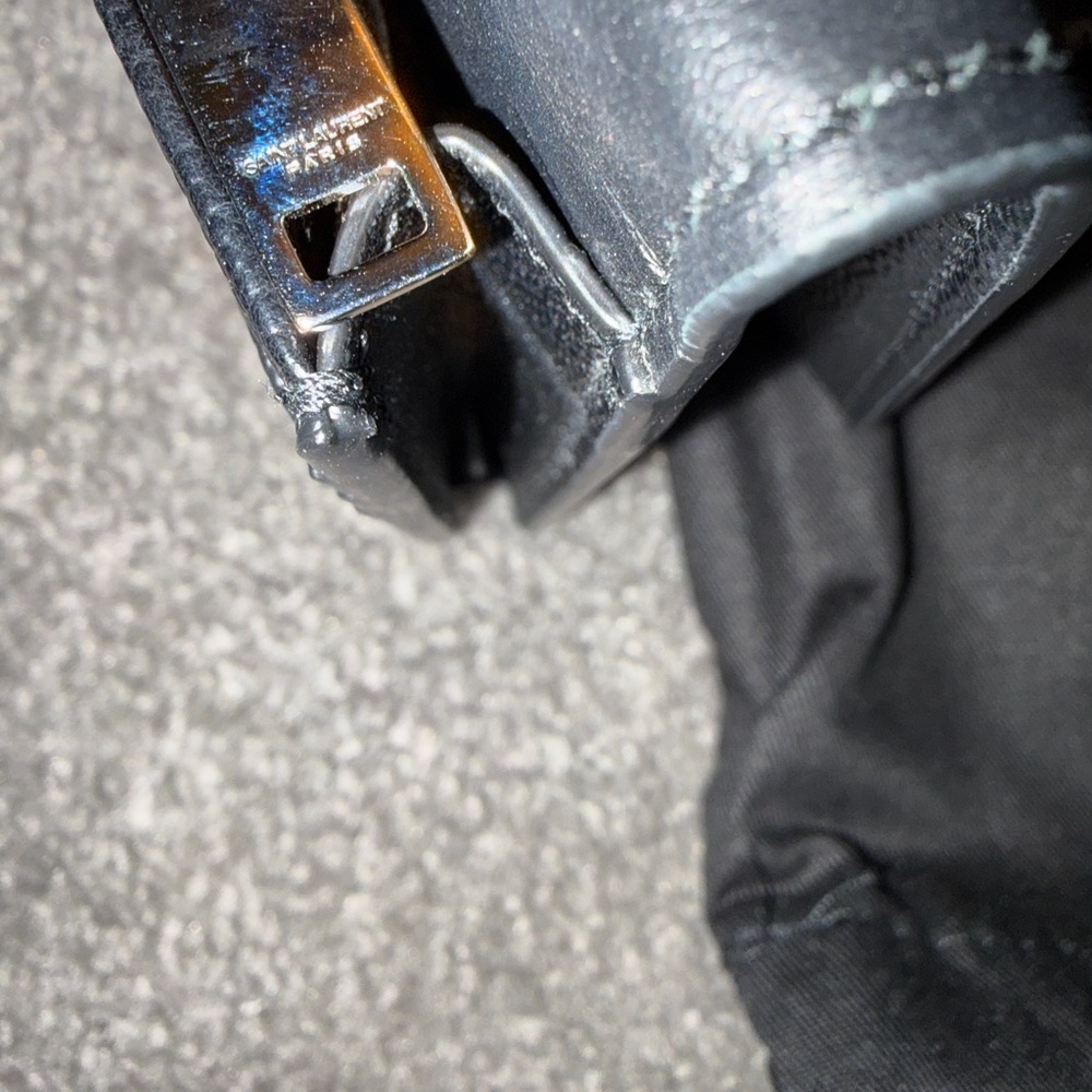 Saint Laurent Black Textured Wallet - Picture 5 of 14